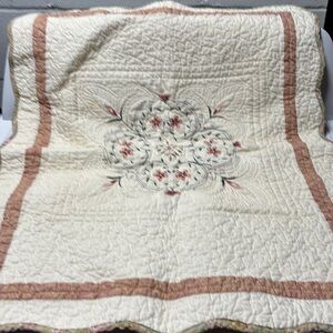 Floral Cream and Pink Quilt Pillowcase 1 Pc